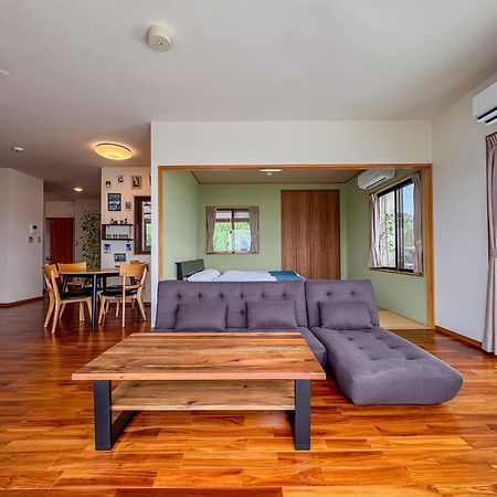 Villa ペンションパシフィカ古宇利 à Kui Extérieur photo