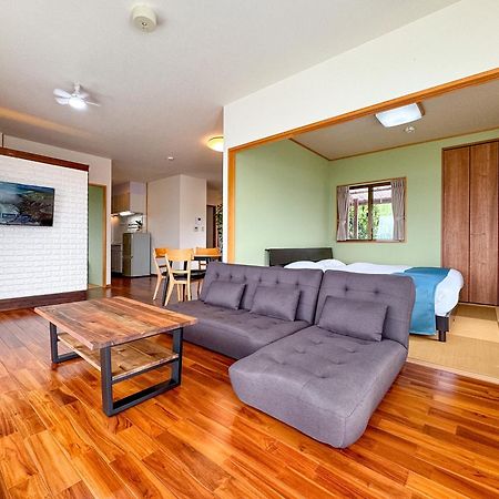 Villa ペンションパシフィカ古宇利 à Kui Extérieur photo